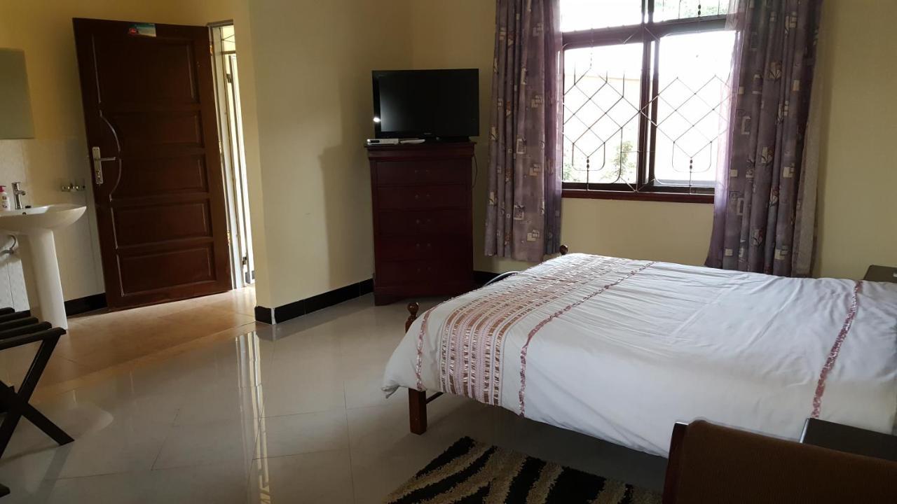 Kilimanjaro Country House Моши Экстерьер фото